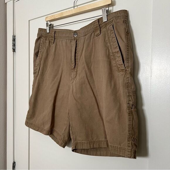 Columbia Shorts 9'' Mens Sz 36 Brown Omni-Shield Chino Pocket Hiking Outdoor - Picture 2 of 12